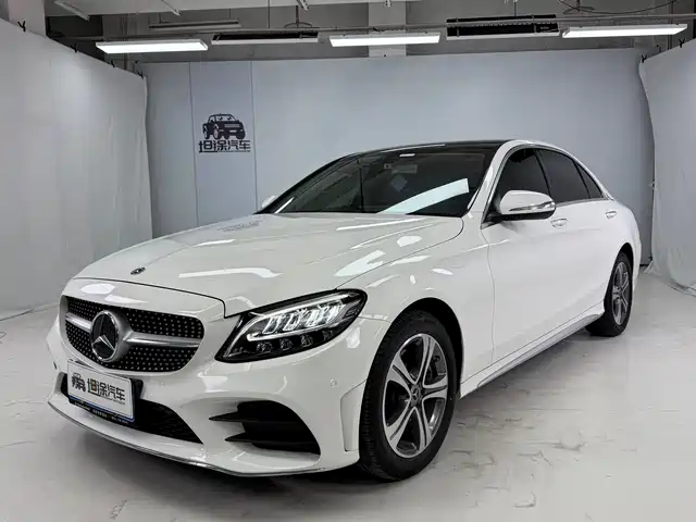 Mercedes-Benz C-Class 2020