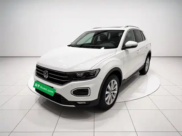 Volkswagen T-Roc 280TSI DSG, Моноприводный Элит, PLUS