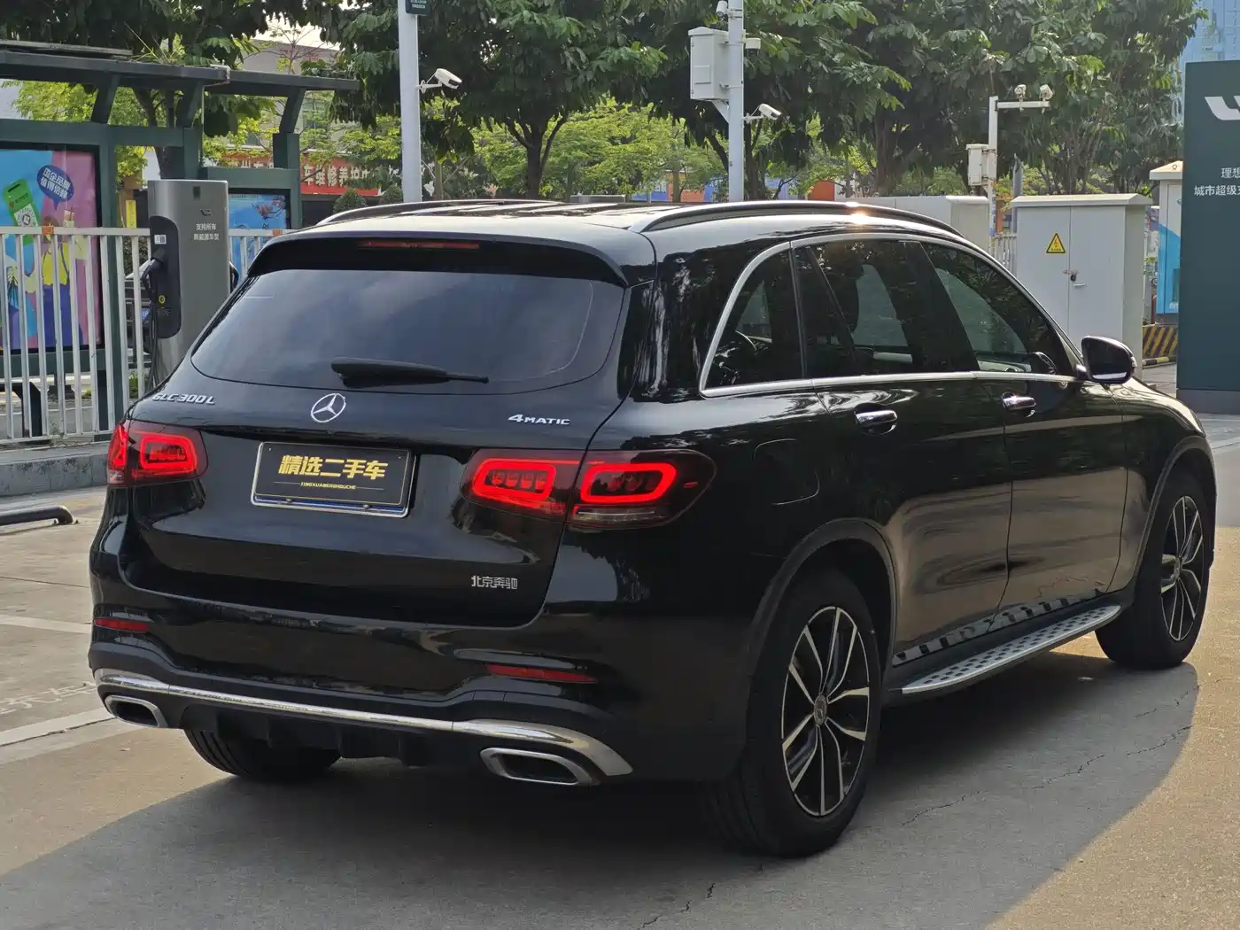 Mercedes-Benz GLC 2022 Facelift GLC 260 L 4MATIC Luxury Model фото 9