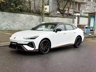 Changan UNI-V