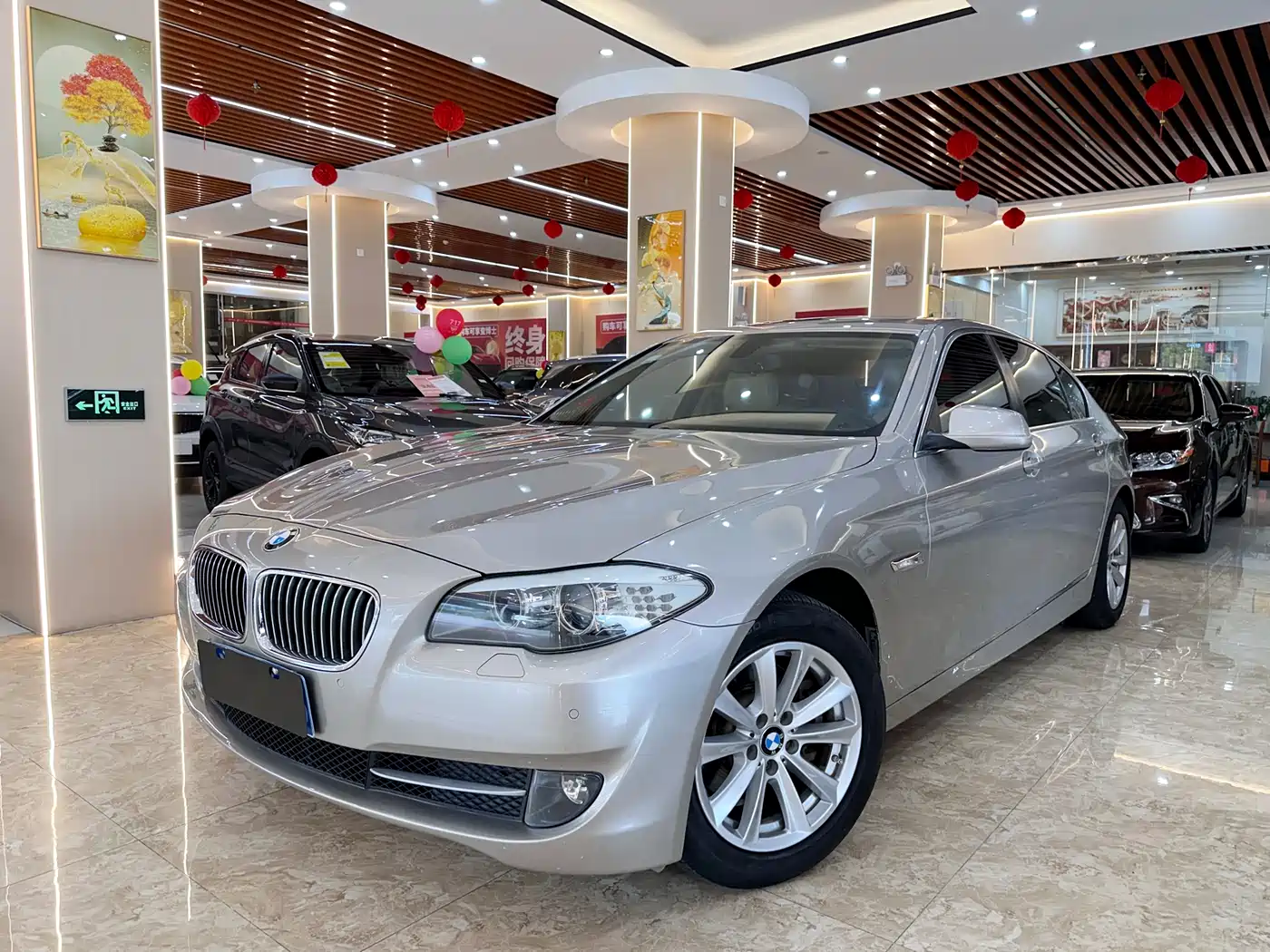 BMW 5 Series 2013 525Li Luxury