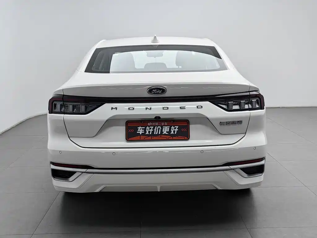 2025 Ford Mondeo
