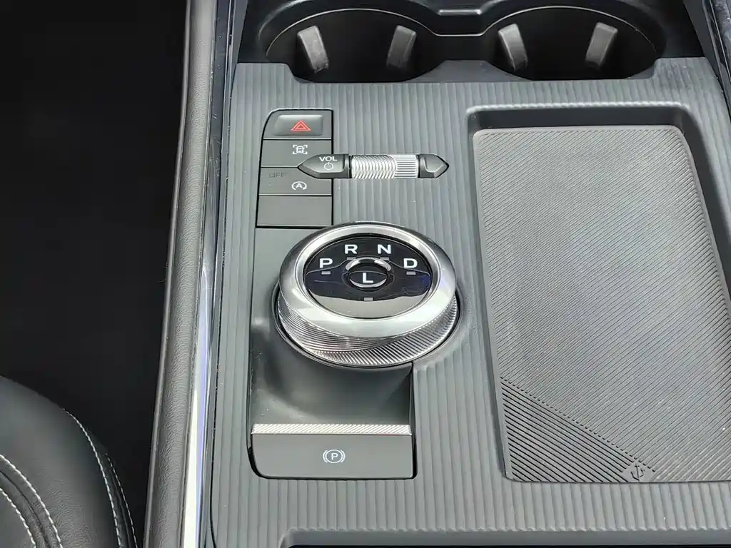 Ford Mondeo 2025 2025 2.0T EcoBoost Luxury