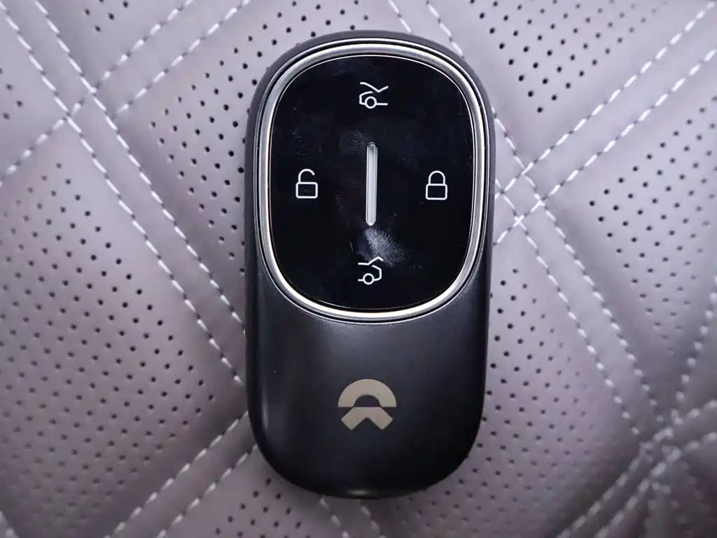 NIO ES8 2026 2025 Model 6-Seat Executive Luxury Edition