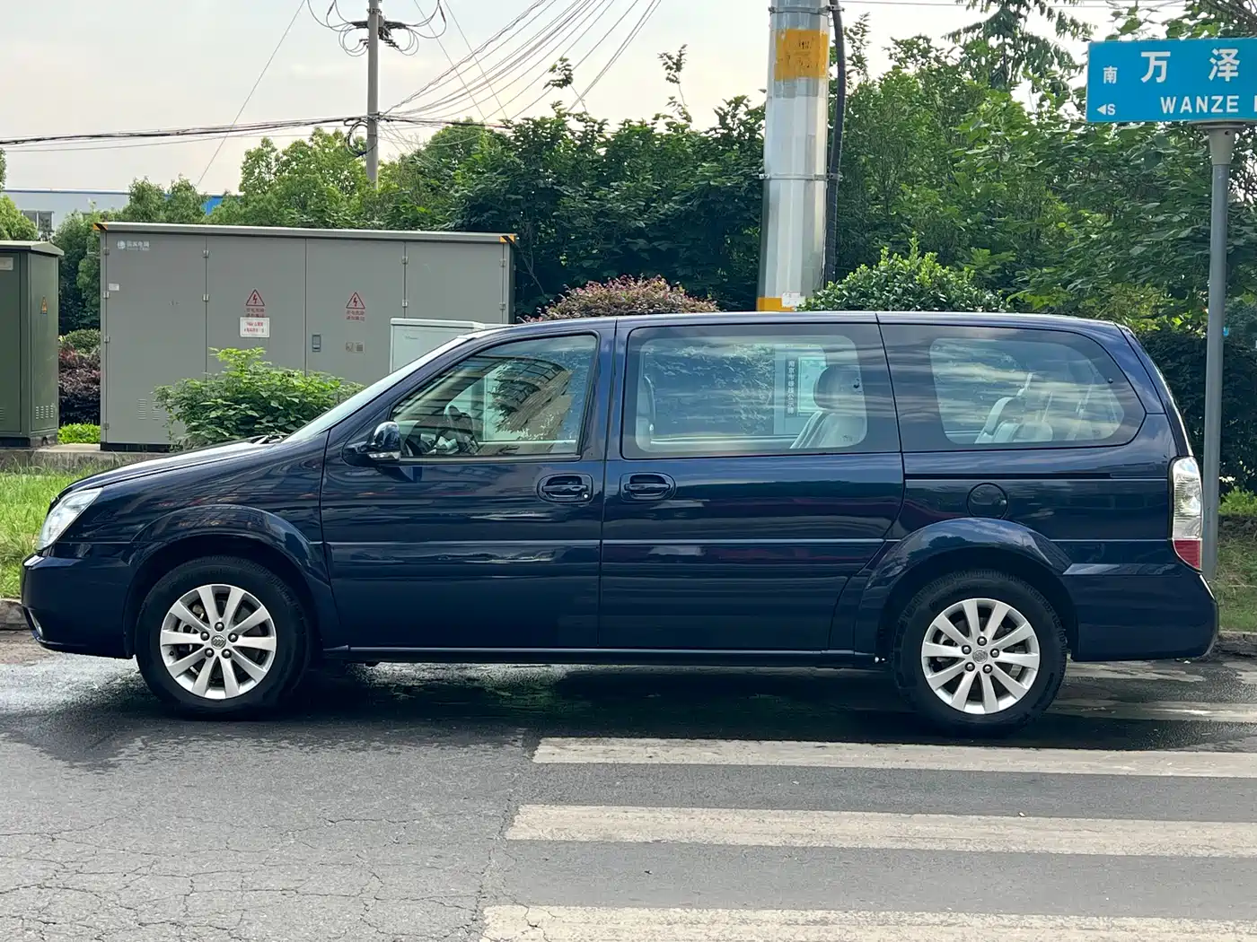 Buick GL8 2014 2.4L Executive Edition фото 7