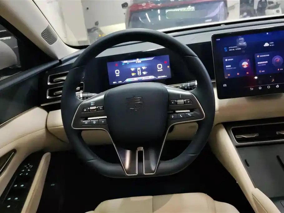 BYD Qin L 2024 DM-i 120KM Leading фото 15