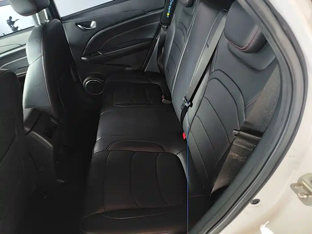 Dongfeng Fengguang Fengon 500 2023 2022 1.5L CVT Enjoyment Edition