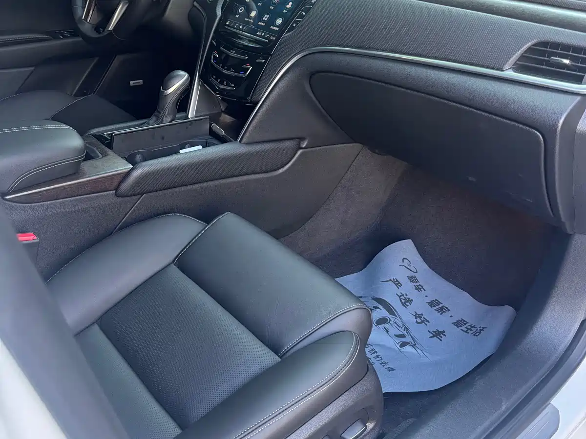 Cadillac XTS 2018 28T Elite фото 9