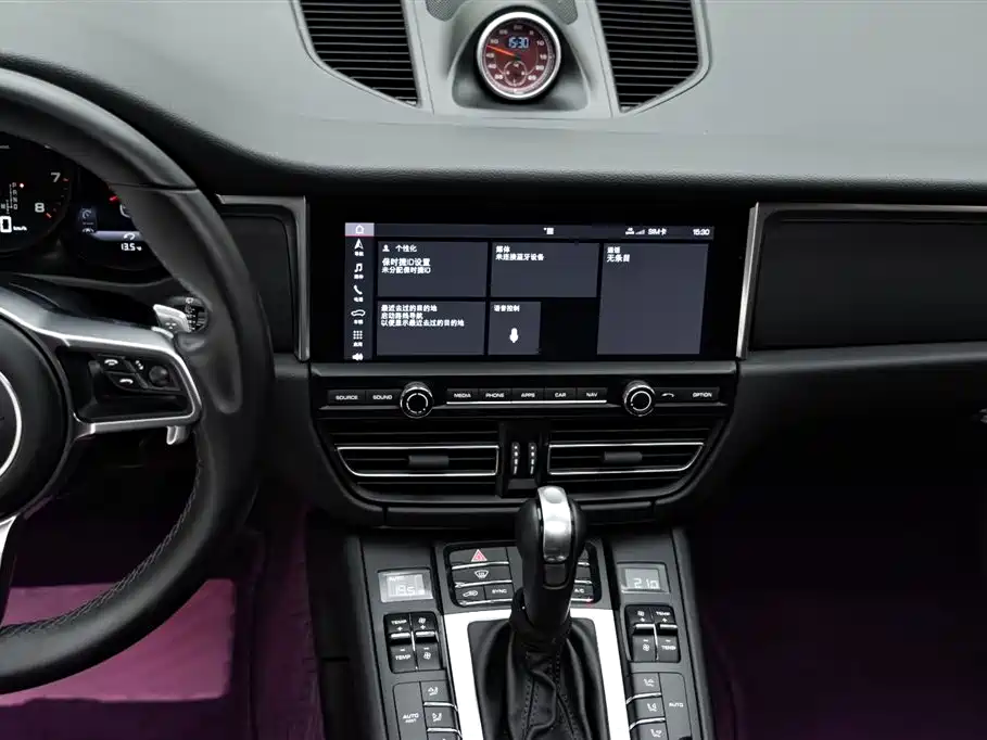 Porsche Macan 2018 Macan 2.0T фото 13