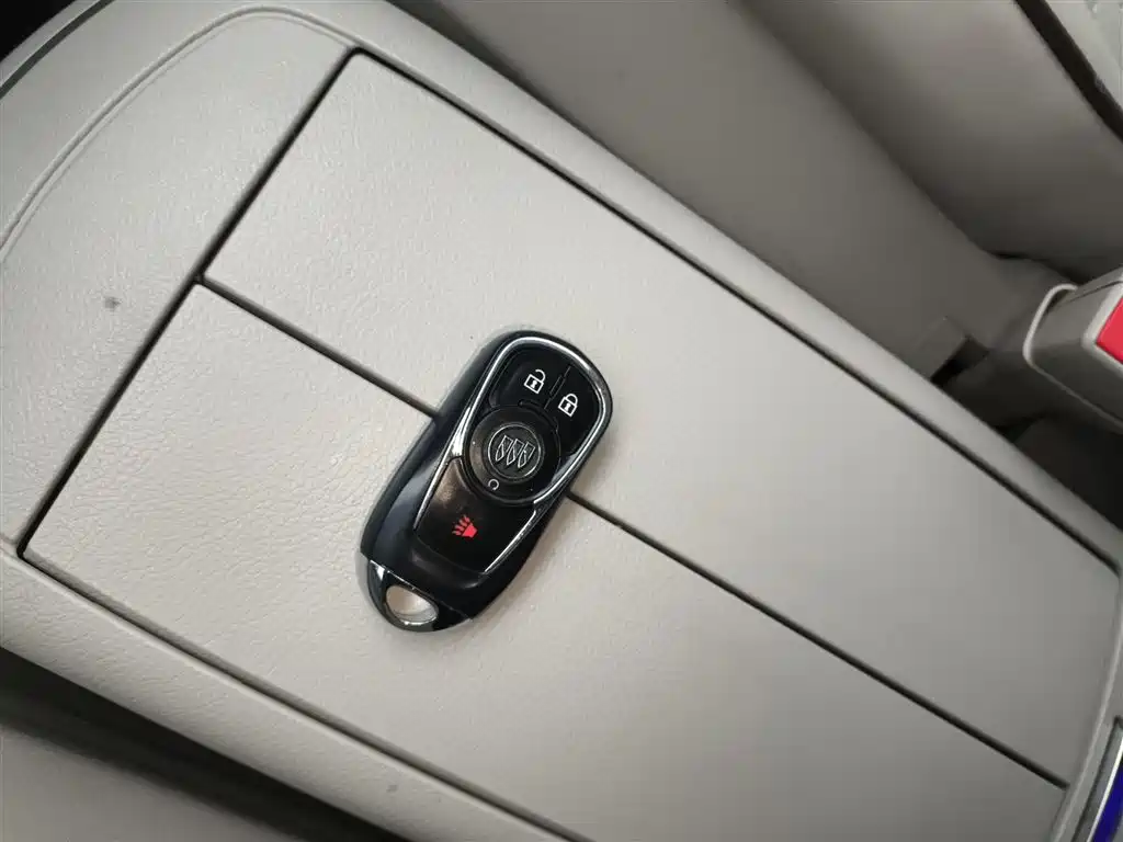 Buick GL8 2022 Land Business Class 652T Comfort фото 17