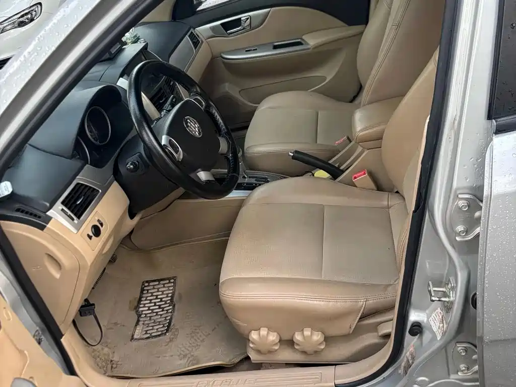 Фото 4 - Buick Excelle