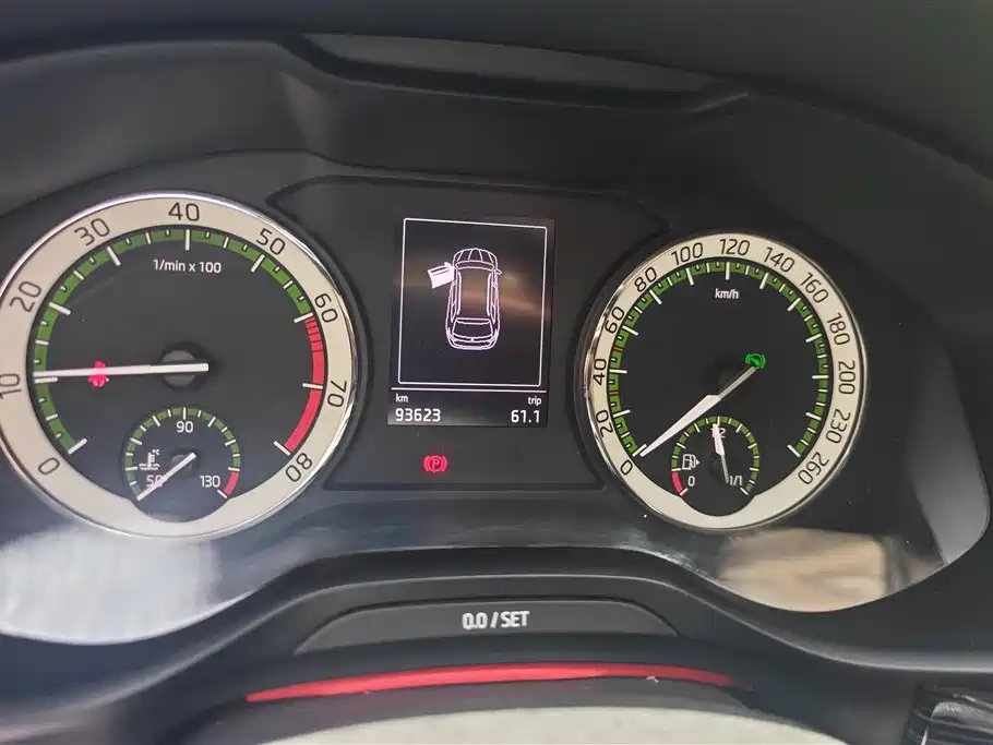 Škoda Kodiaq 2018 Facelift TSI330 5-seat 2WD Premium Luxury Edition фото 14