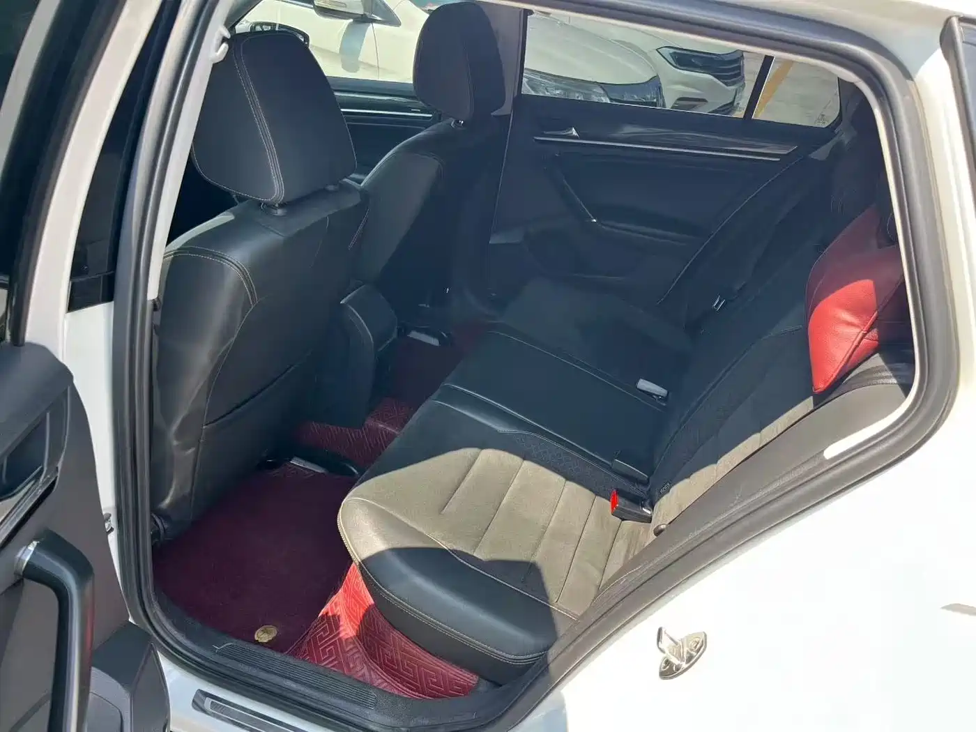 Volkswagen C-TREK 2017 230TSI DSG Luxury фото 5