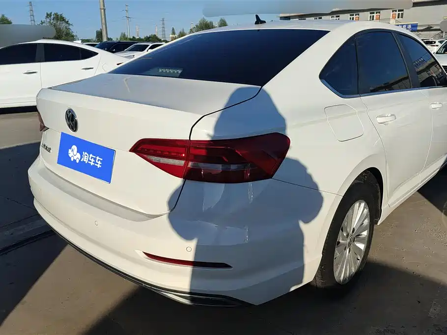 Volkswagen Lavida 2019 1.5L Automatic Comfort Edition China VI фото 3