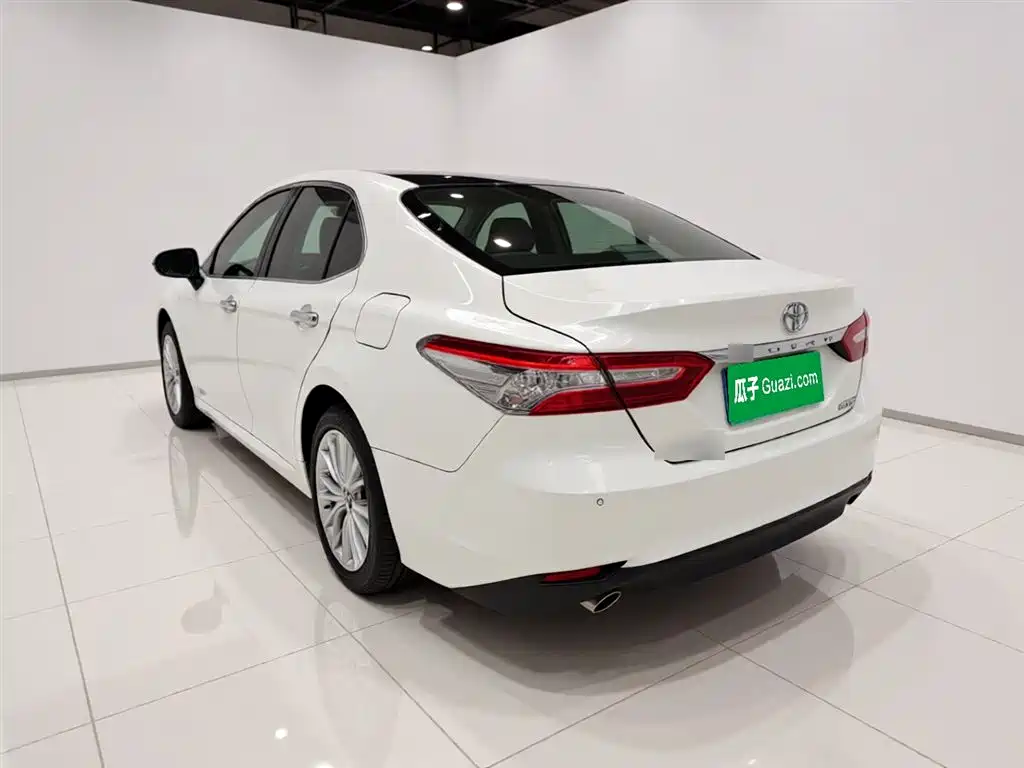 Toyota Camry 2019 2.5G Luxury Edition China VI фото 4