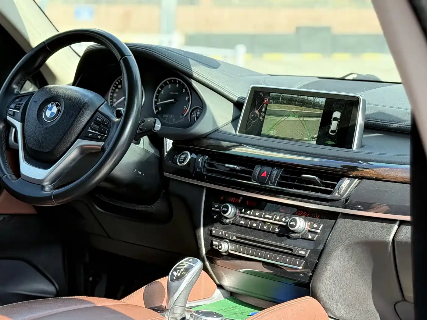 BMW X6 2015 xDrive35i Luxury Model фото 7