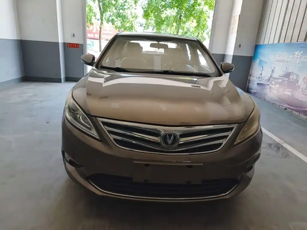 Changan Eado 2015 2015 1.6L Manual Luxury China V