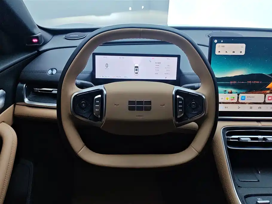 Geely Galaxy Galaxy A7 2025 EM-i фото 15