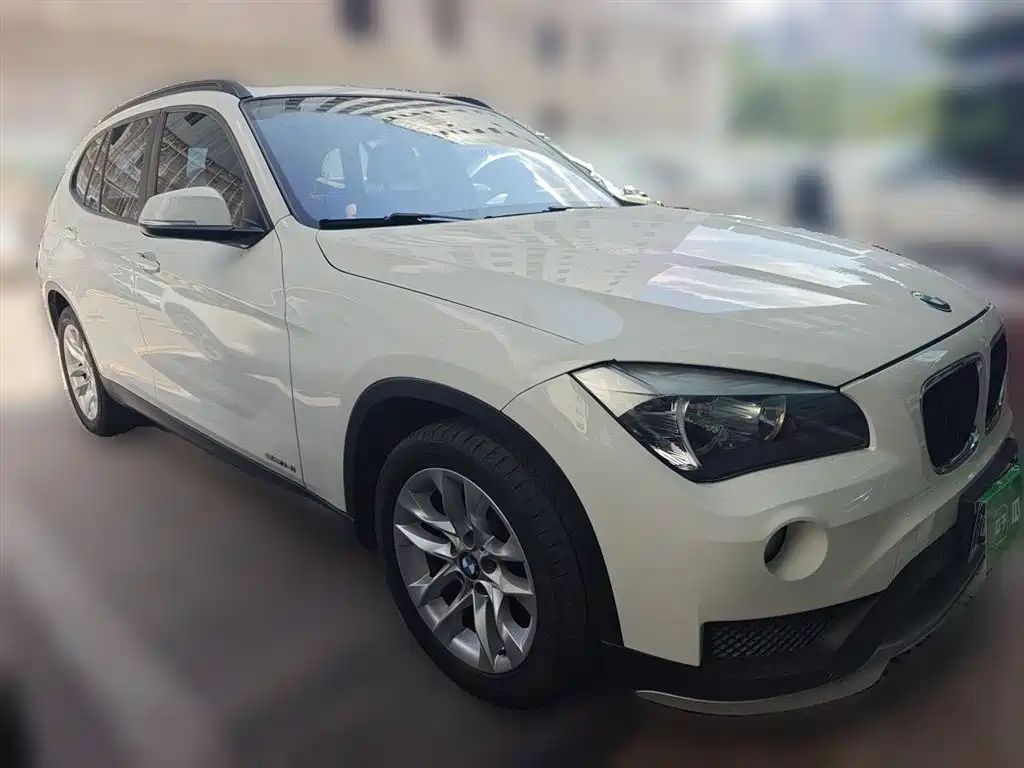 BMW X1 2015 Model sDrive18i Fashion Advanced Edition фото 3