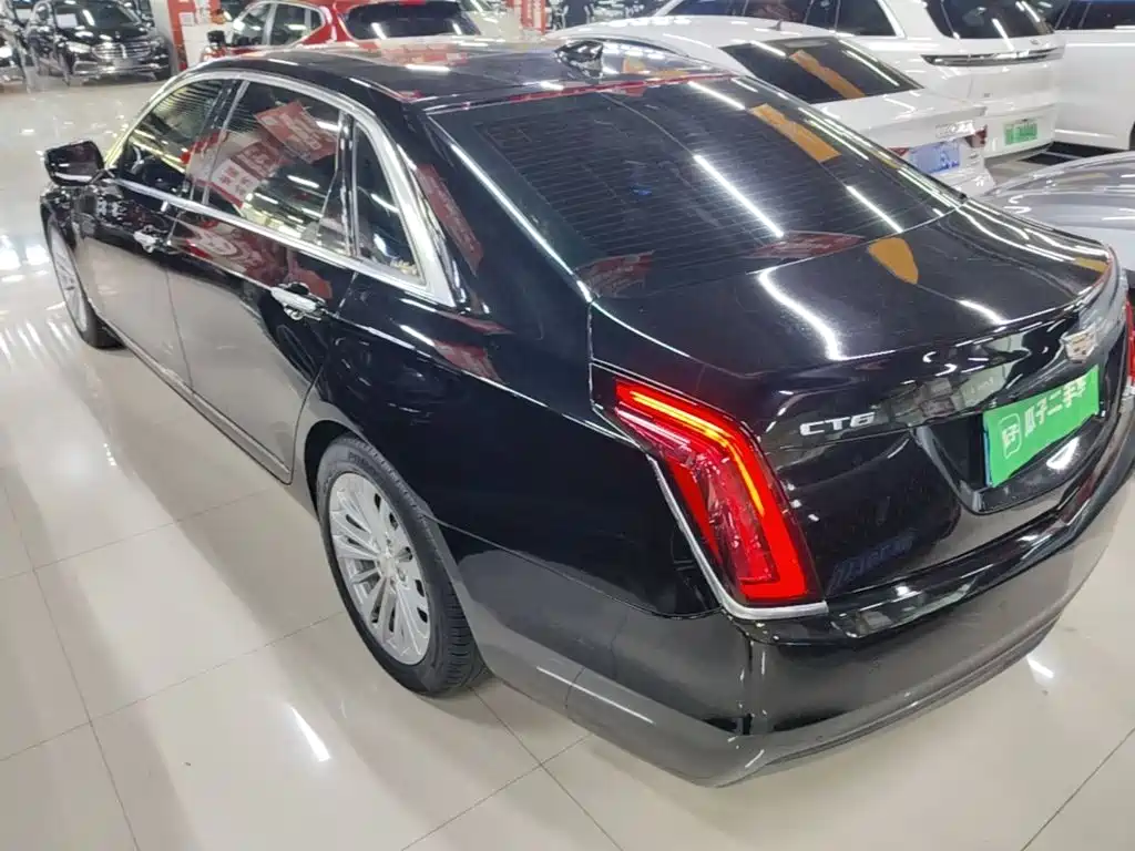 Фото 5 - Cadillac CT6
