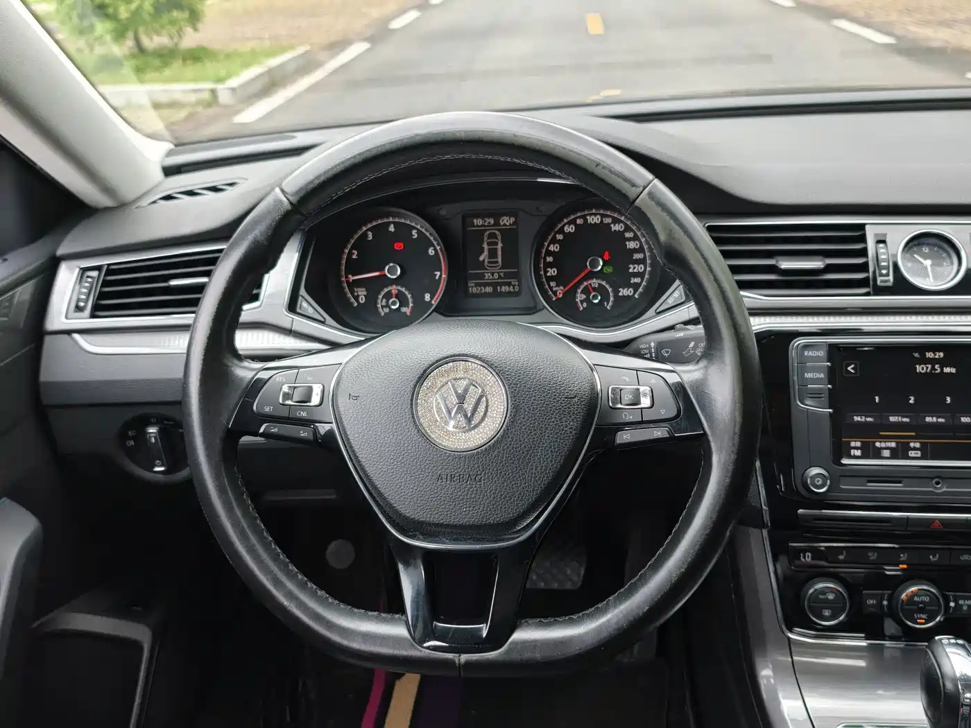 صورة 7 - Volkswagen Passat