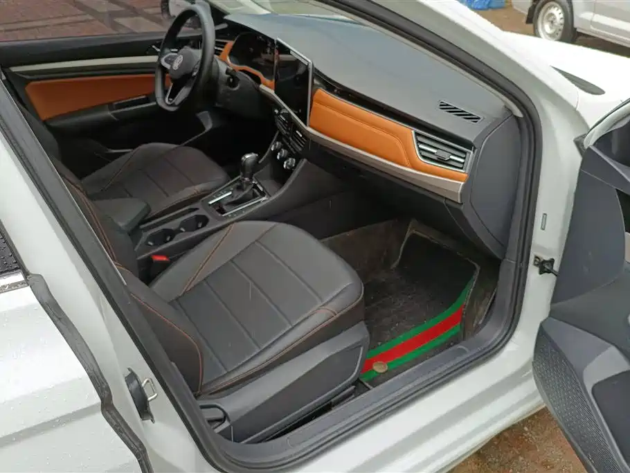 Volkswagen Bora 2023 200TSI DSG Yuexing Edition фото 8
