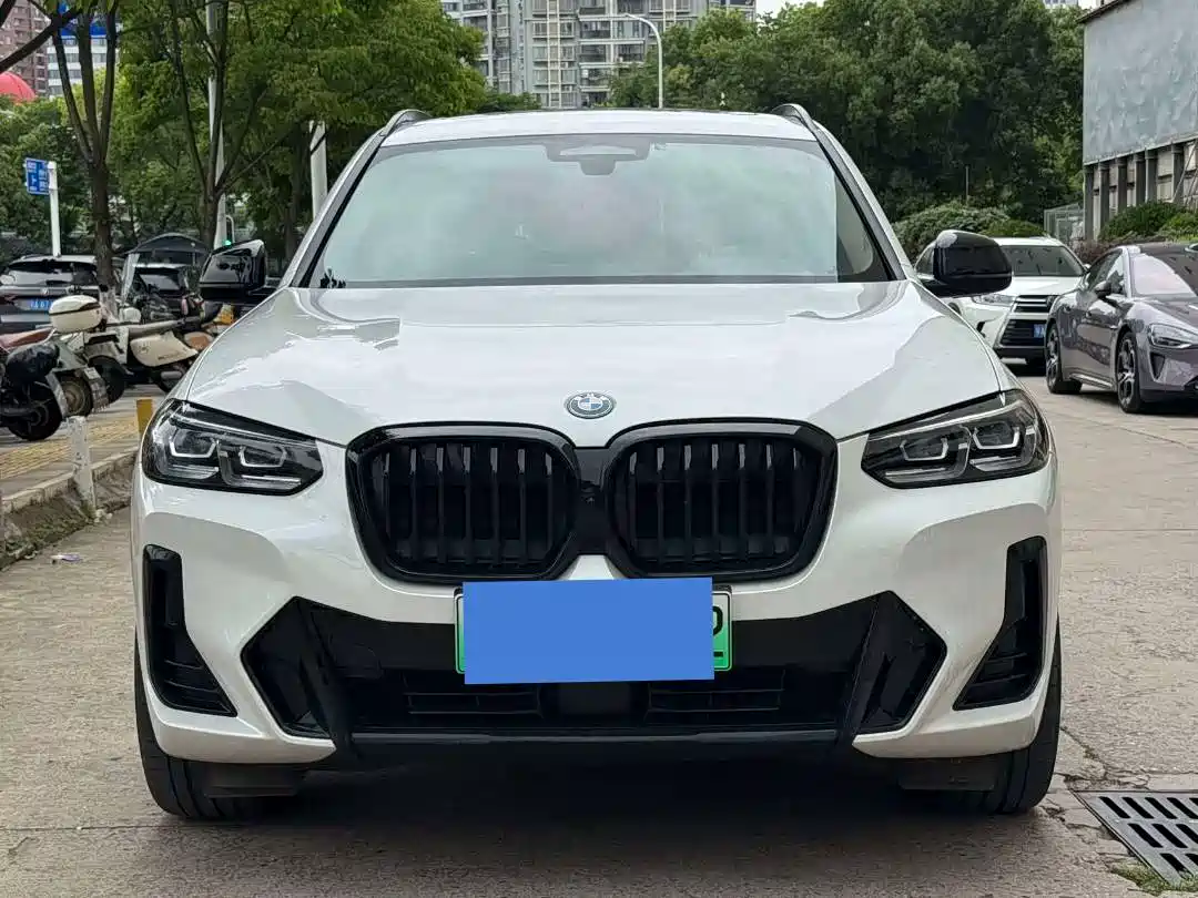 BMW iX3 2023 Leading Type фото 2