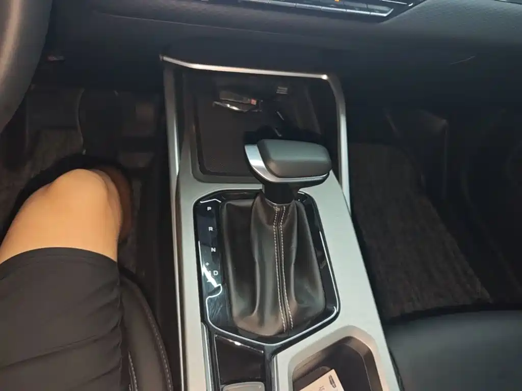 Geely Emgrand 2025 2025 4th Gen 1.5L CVT Soaring Dragon Edition