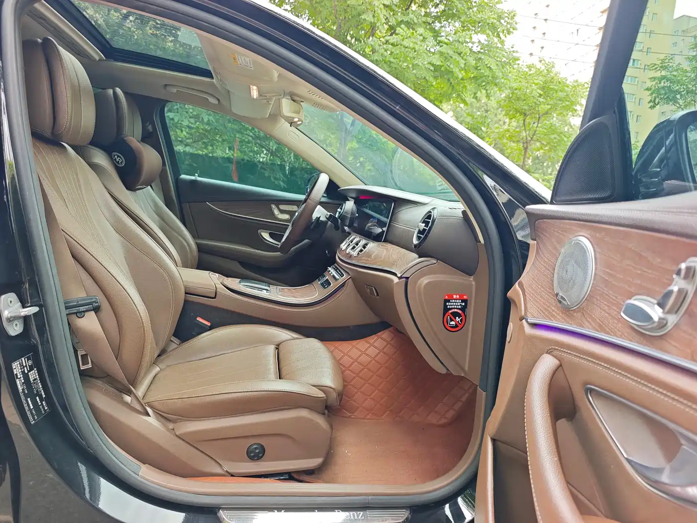 Mercedes-Benz E-Class 2019 E 200 L фото 4