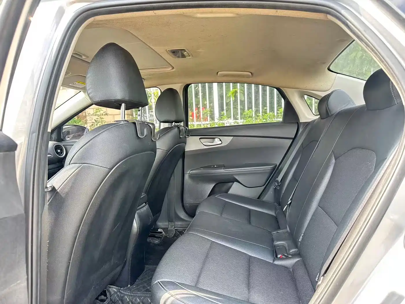 Фото 2 - Kia K3