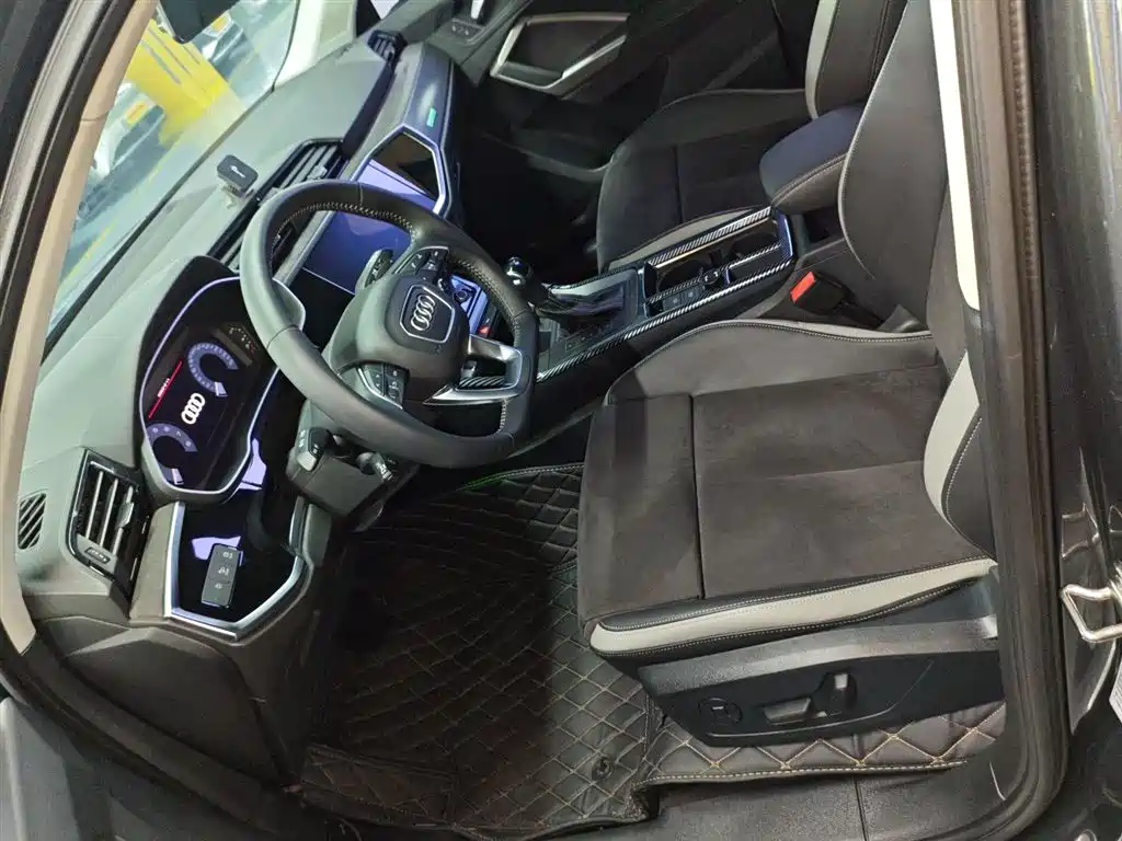 Audi Q3 2019 40 TFSI Fashion Dynamic фото 11