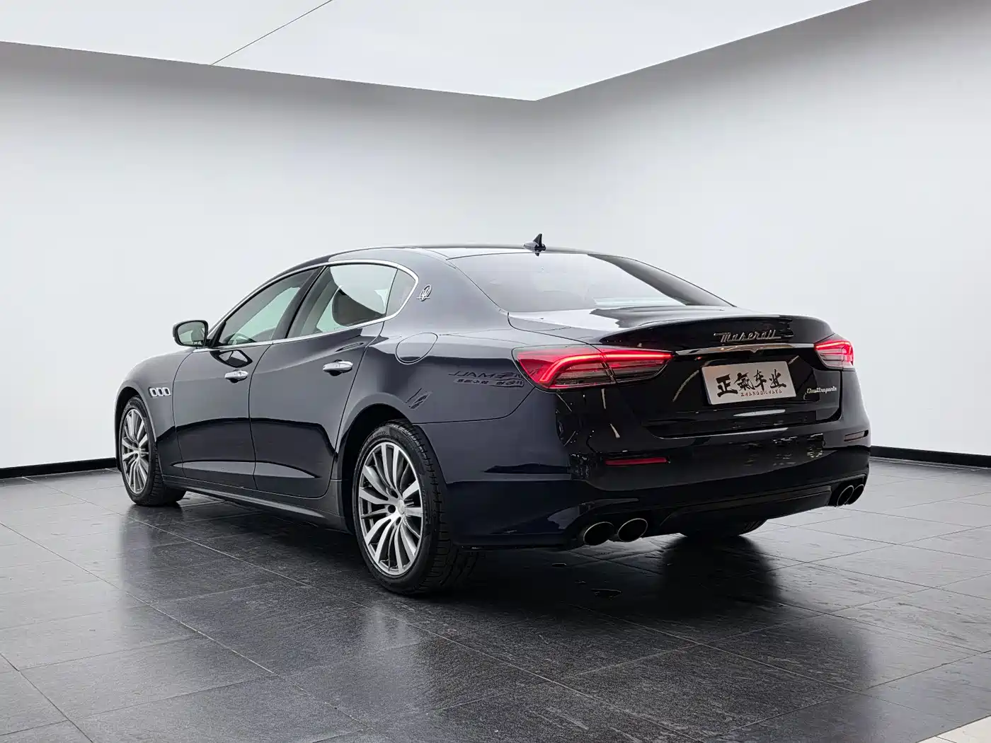 Maserati Quattroporte 2018 3.0T Standard Edition фото 27