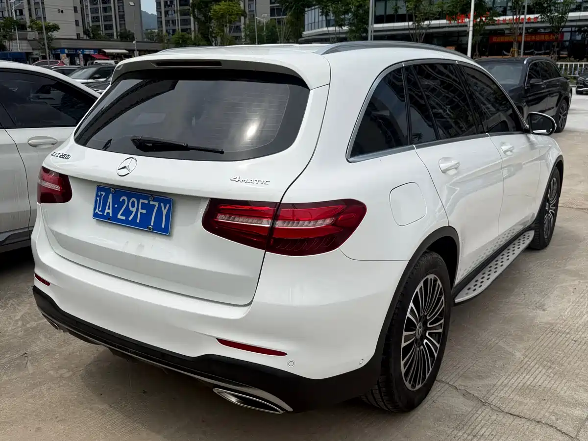 Mercedes-Benz GLC 2018 GLC 260 4MATIC Dynamic фото 11