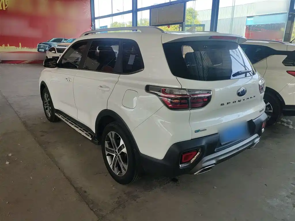 Kia Sportage 2019 2.0L Automatic Smart Luxury Edition фото 12