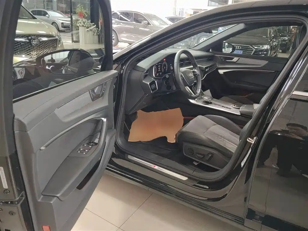 Audi A6L 2022 40 TFSI Luxury Dynamic фото 16