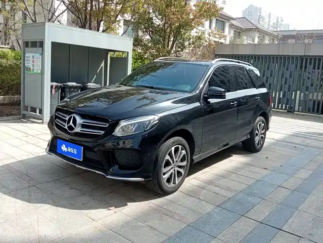 MERCEDES-BENZ GLE