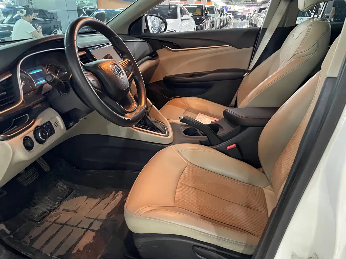 Buick Excelle 2016 15N Automatic Elite фото 5