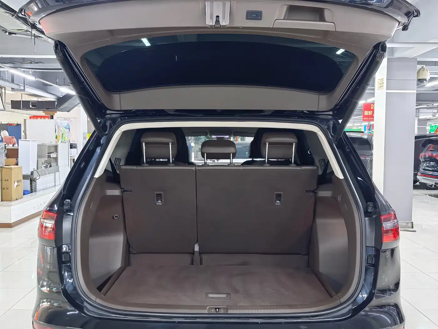 Volkswagen Viloran 2020 380TSI Premium фото 17