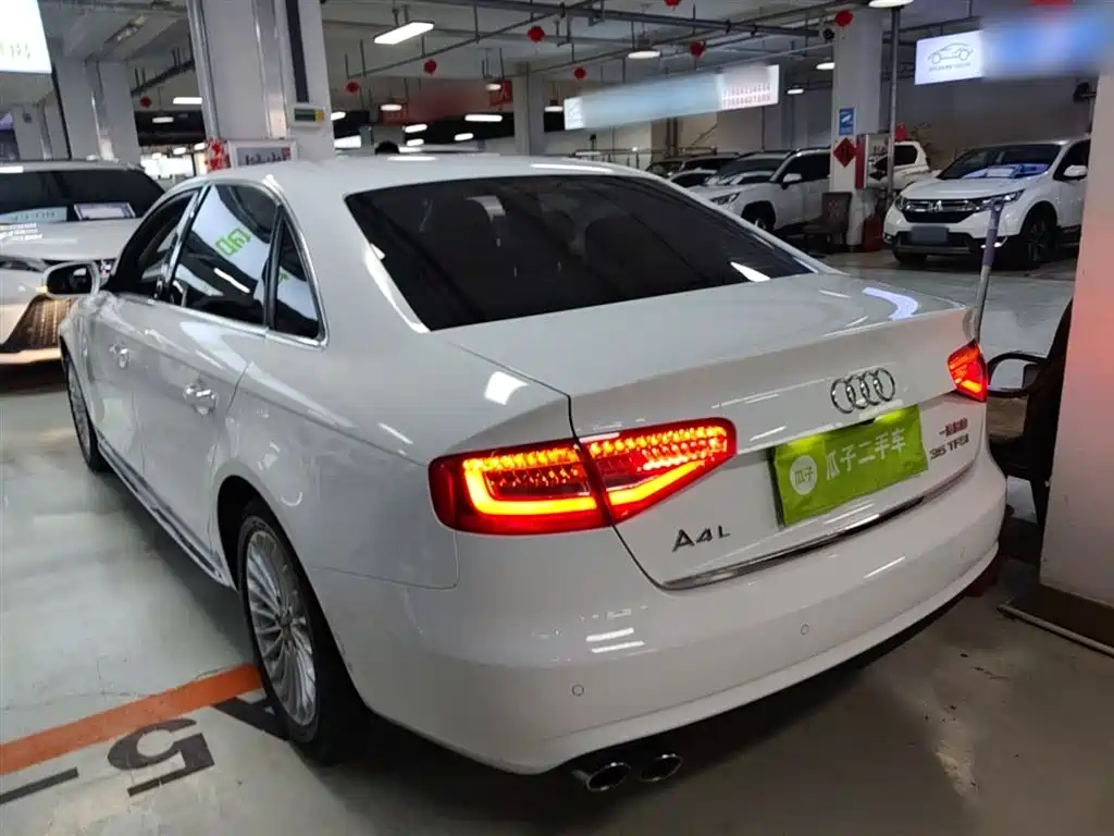 Audi A4L 2016 35 TFSI Collector's Edition Automatic Standard фото 5