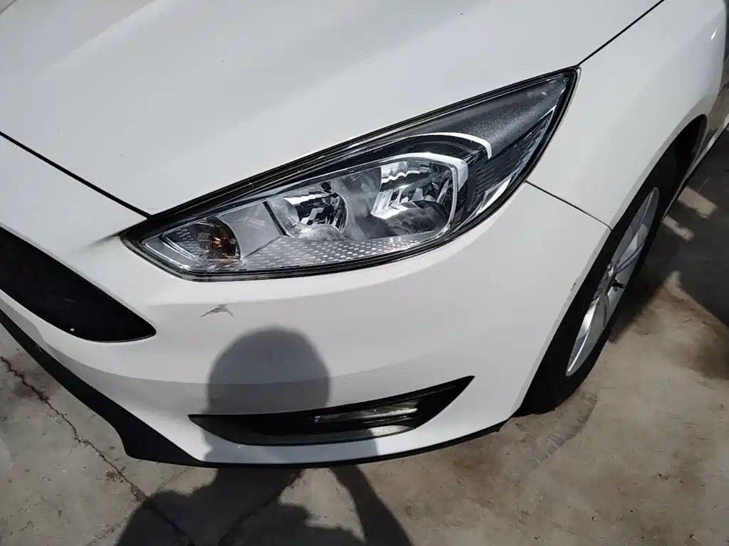 Фото 24 - Ford Focus