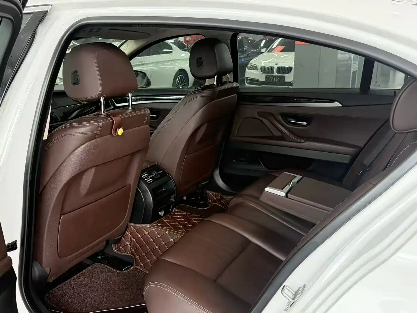 BMW 5 Series 2017 525Li Luxury Design Package фото 8
