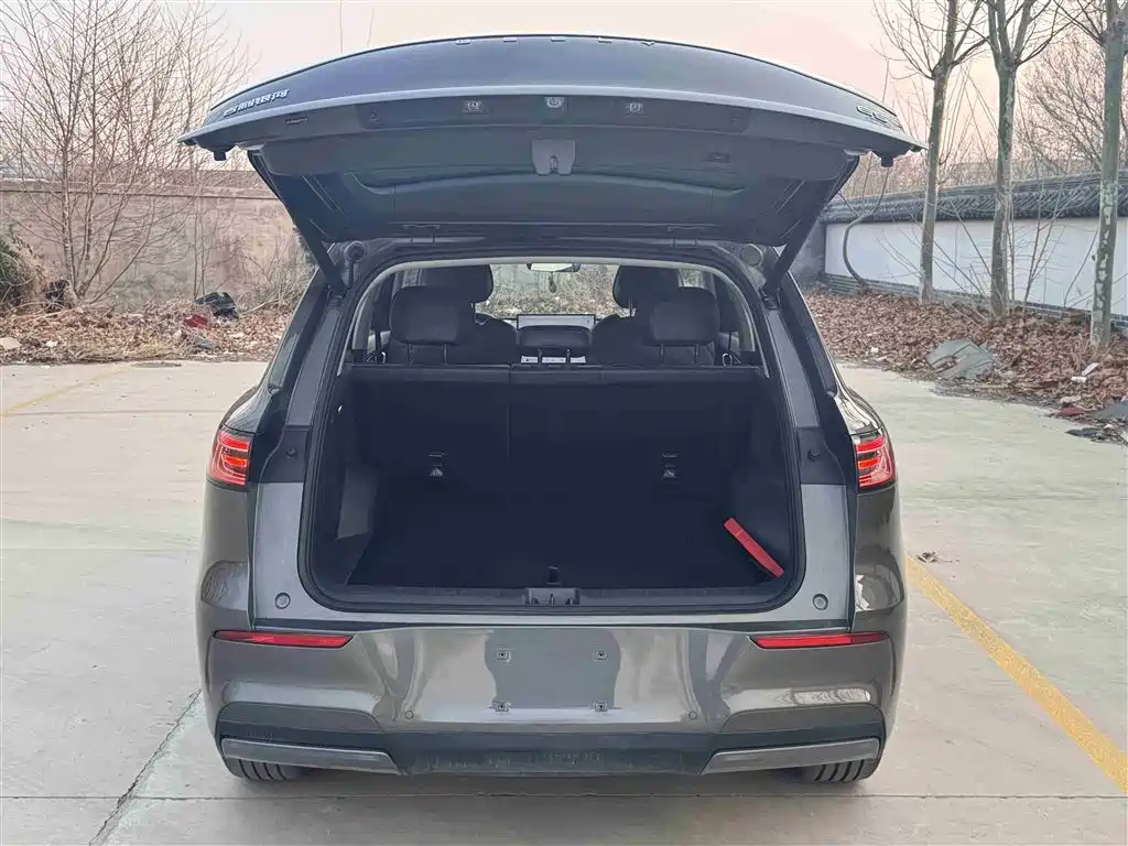 GEELY GALAXY GALAXY E5