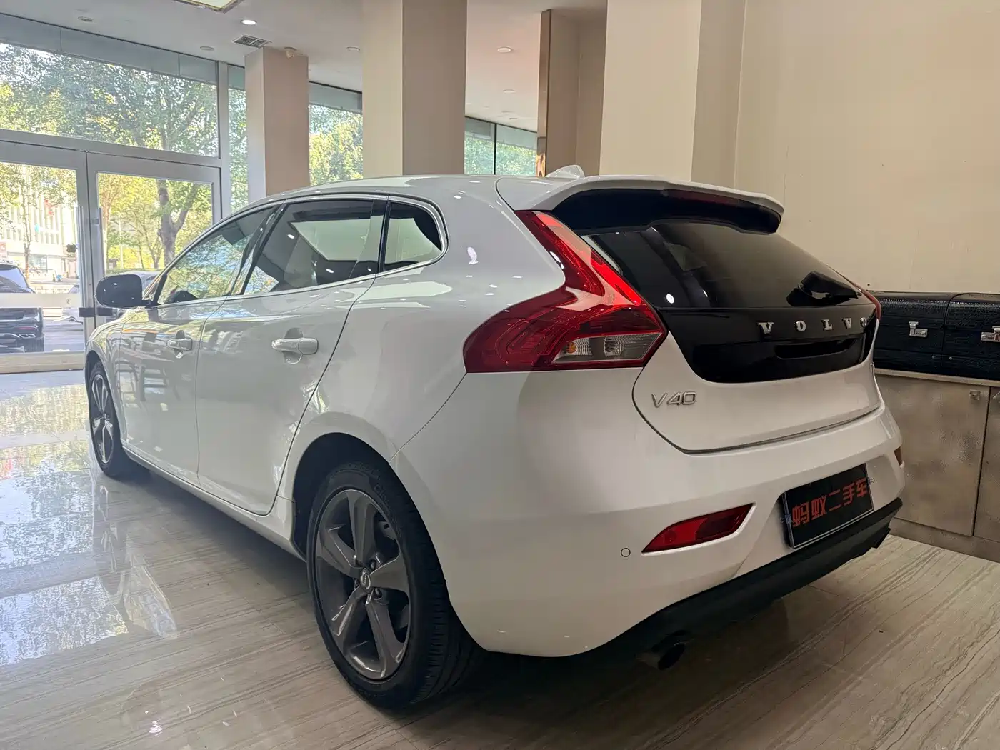 Volvo V40 2014 2014 T5 Intelligent Premium