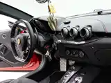 Photo 14 - Ferrari F12berlinetta