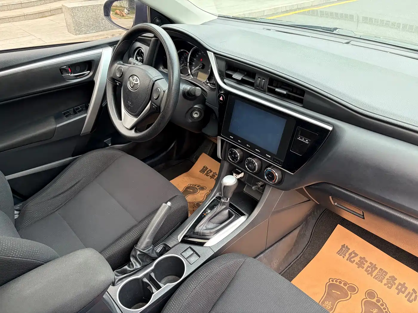 Toyota Levin 2017 Facelift 185T CVT Elite (China V) фото 19