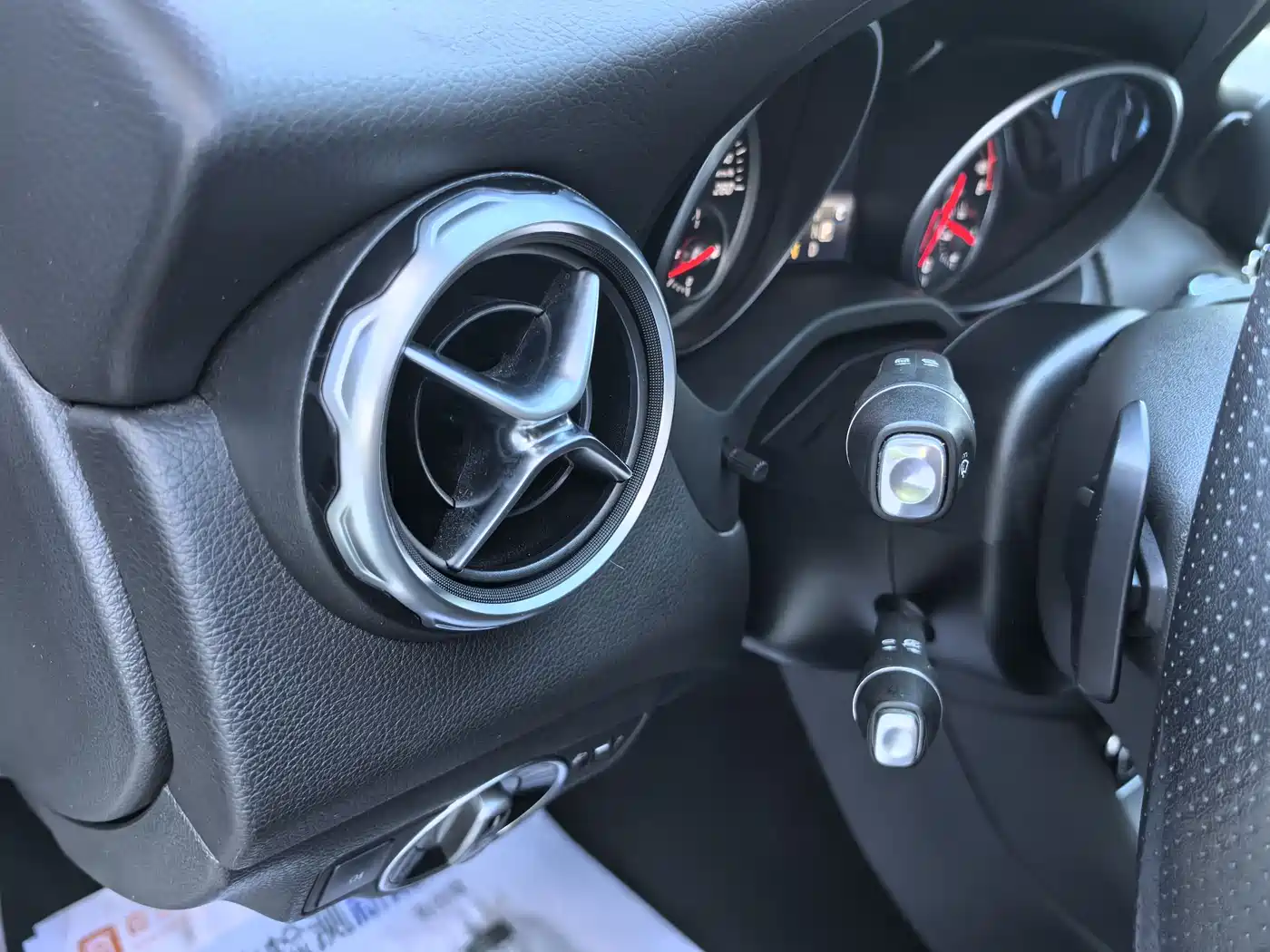 Mercedes-Benz GLA 2017 GLA 200 Fashion фото 22