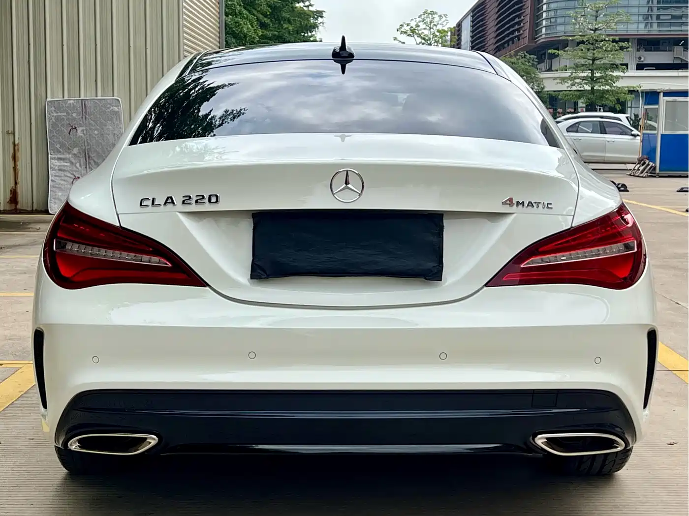 Mercedes-Benz CLA (Import) 2017 CLA 220 4MATIC фото 4