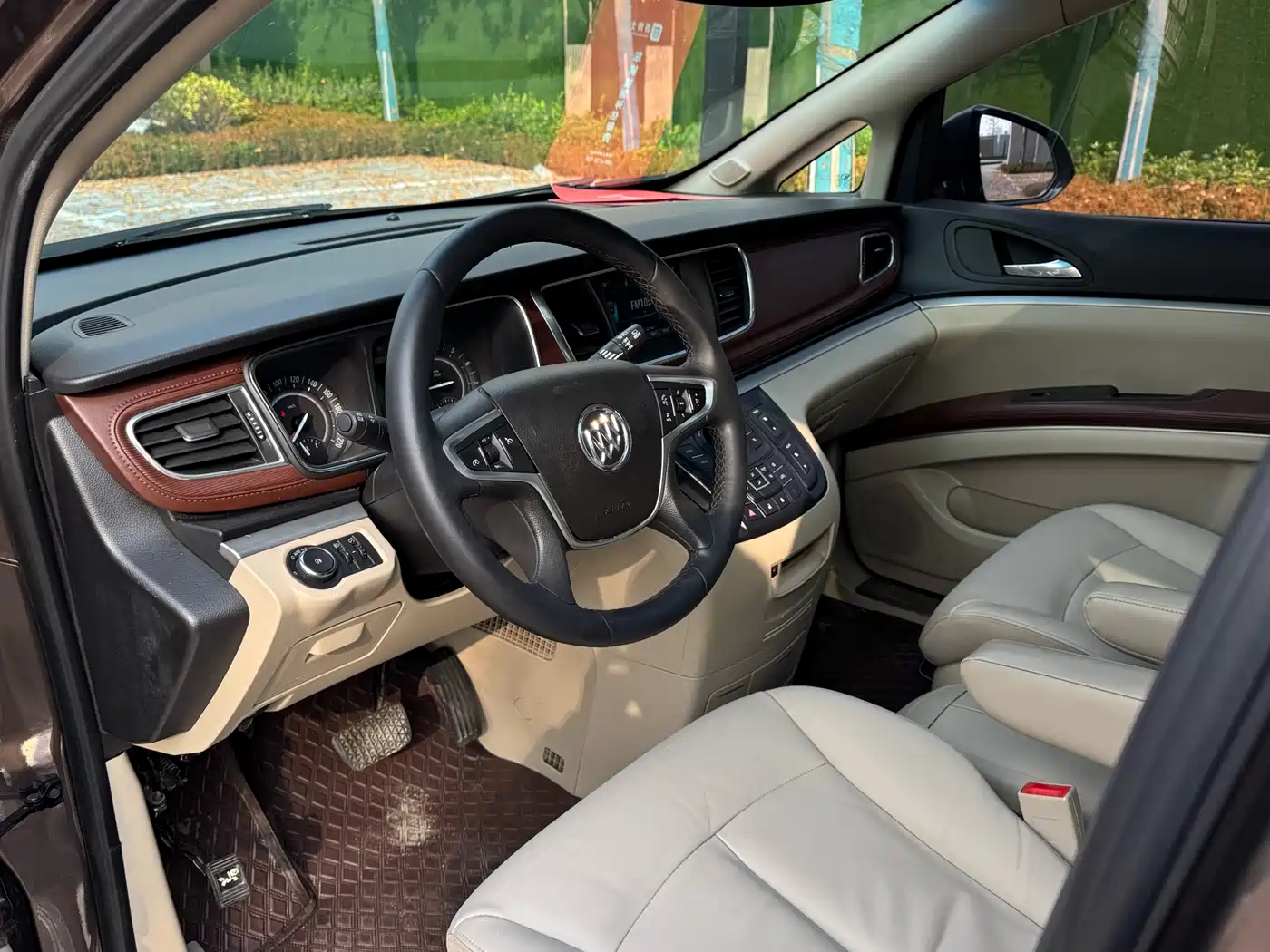 Buick GL8 2017 25S Luxury China V фото 8