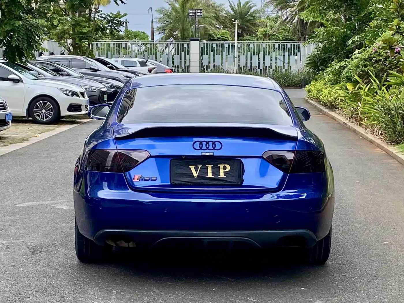 Audi A5 (Import) 2010 2.0TFSI Coupe фото 8