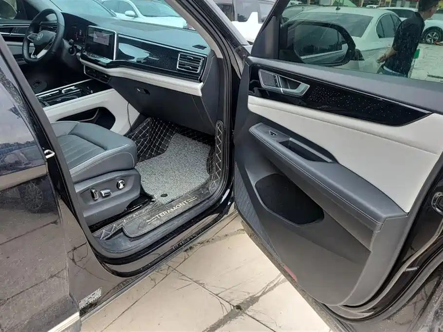 Volkswagen Teramont 2022 380TSI 4MOTION Premium Luxury фото 8
